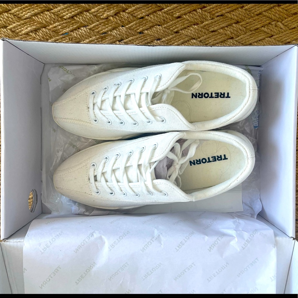 Vintage White Women Sneakers